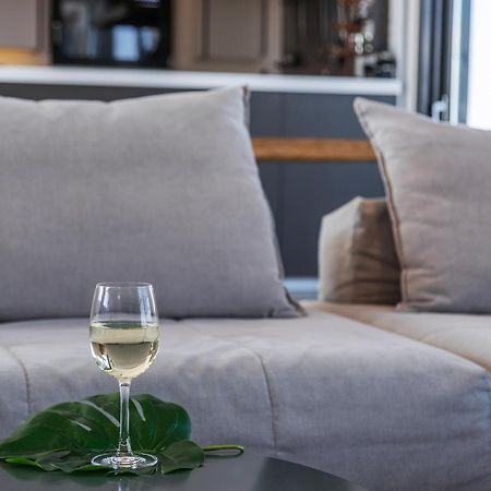 Assos Villas Corinth Екстериор снимка