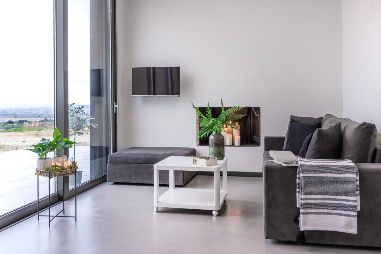 Assos Villas Corinth Екстериор снимка